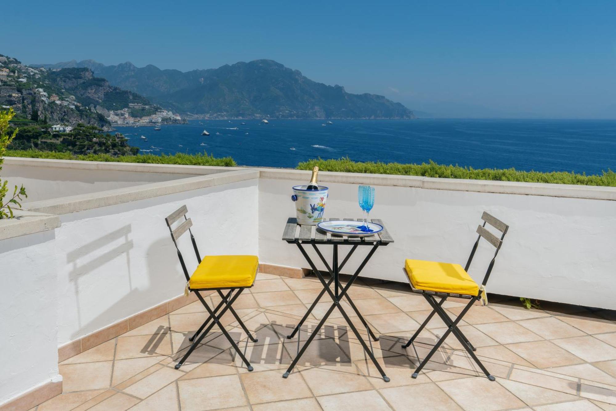 Hotel Le Terrazze (Adults Only) Conca dei Marini Kültér fotó